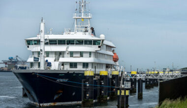 Quarantined Spanish national evacuated from hantavirus cruise ship tests positive
