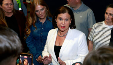 Mary Lou's gamble: Sinn Féin is not picking a side for now – it may be playing the long game - The Journal