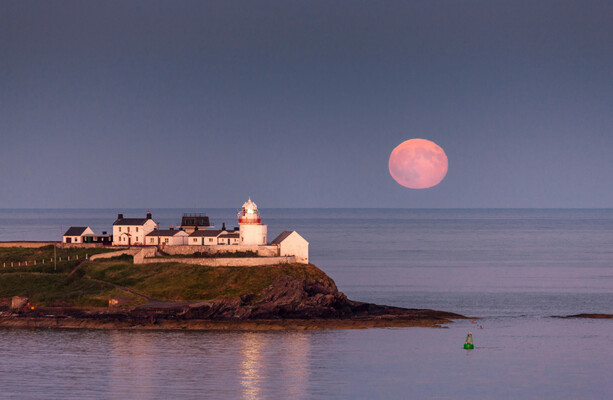 You may spot a blue moon over Ireland tonight (spoiler alert: it's unlikely to be blue) - The Journal