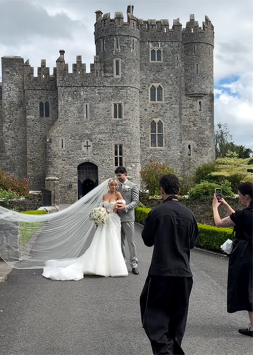 Laura Nolan and Matthew MacNabb on their wedding day. Pic: Guilherme Resende & Edgar Camargo / Instagram