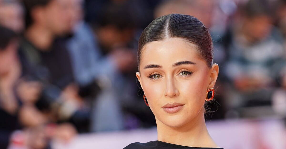 Love Island star Georgia Steel engaged to soccer player Harry Clarke