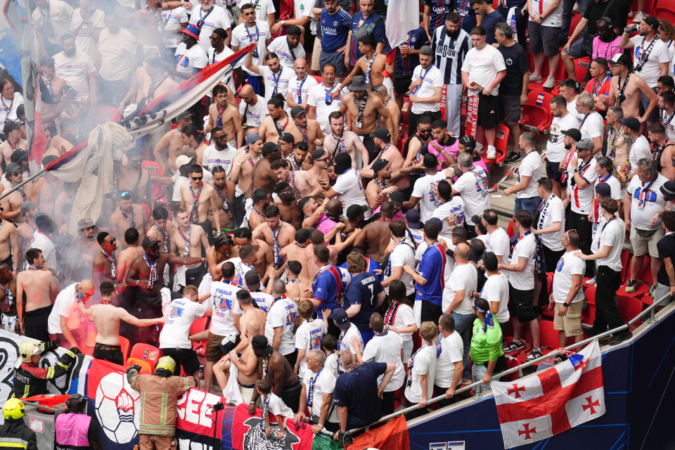PSG fans clash at the Champions League final.