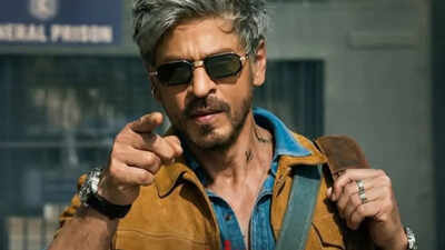 'King': Shah Rukh Khan's climax scene leaked online? Set pics from car chase scene go viral - PICS