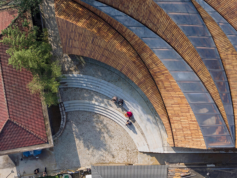 sweeping timber roof crowns a workshop reviving rural craft traditions in china - 4