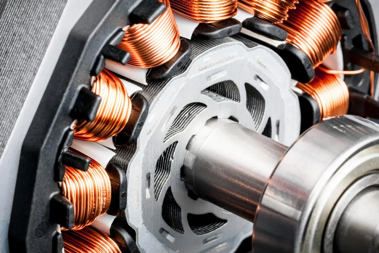 This 1,000 ton magnet can lift an aircraft carrier and drive the future of fusion