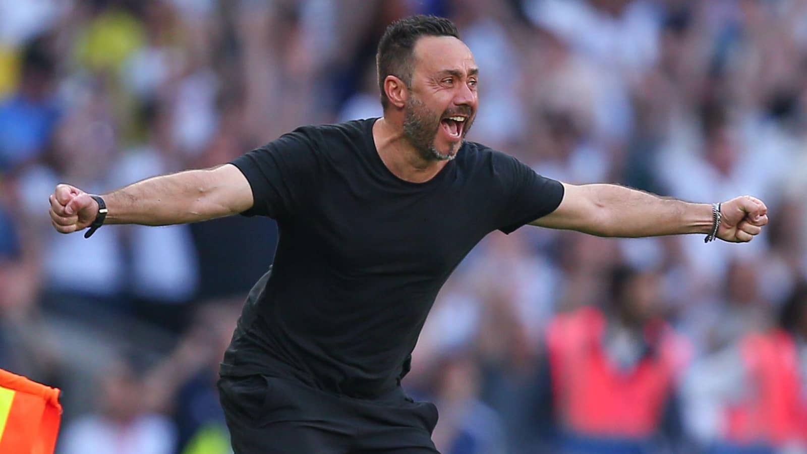 Tottenham manager Roberto De Zerbi