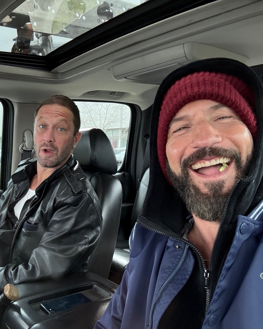ebon moss-bachrach and jon bernthal in the bear https://www.instagram.com/p/DX9nYQ7tsMw/