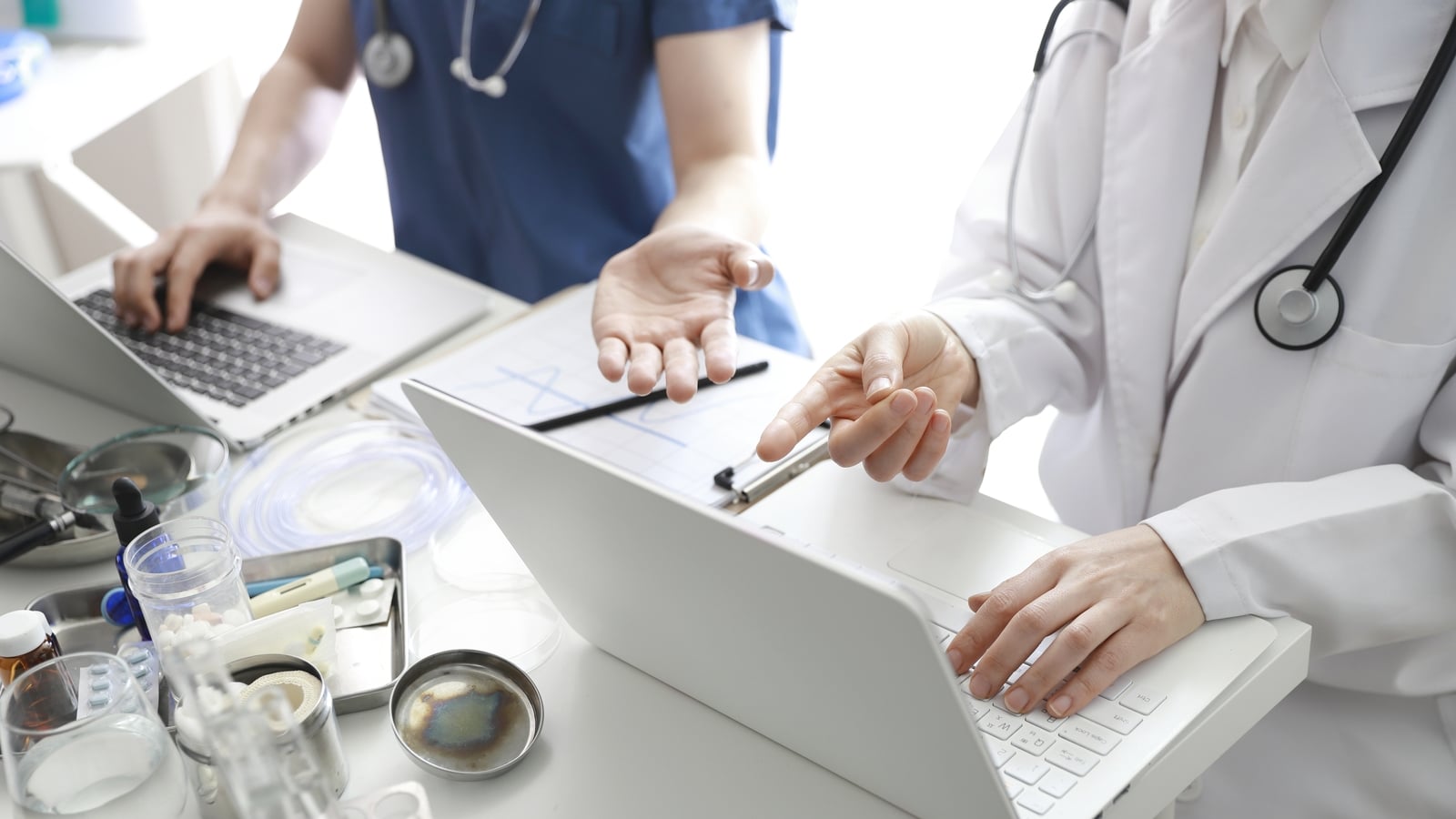 Doctors in NI to take part in 24-hour strike over pay