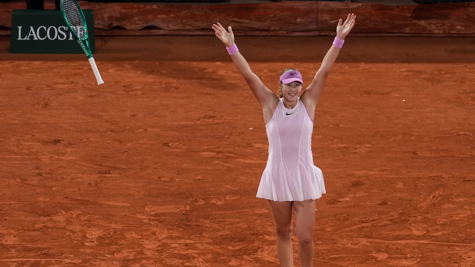 Teen Andreeva overcomes nerves to reach French Open final