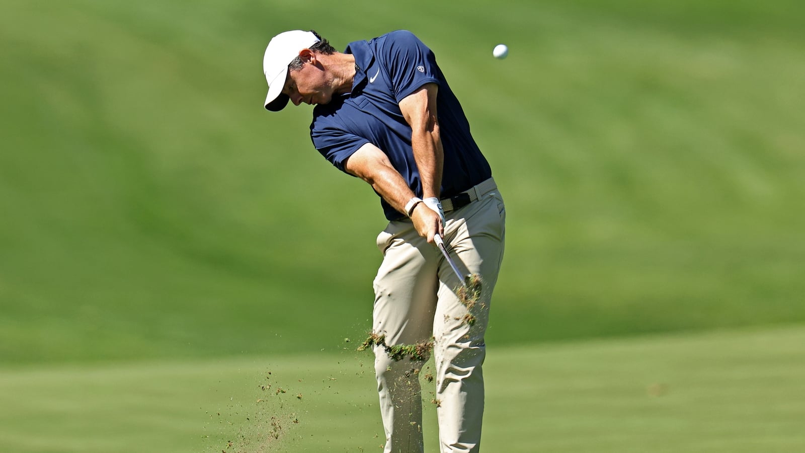 Tee-shot woes for McIlroy in round of 71 at the Memorial