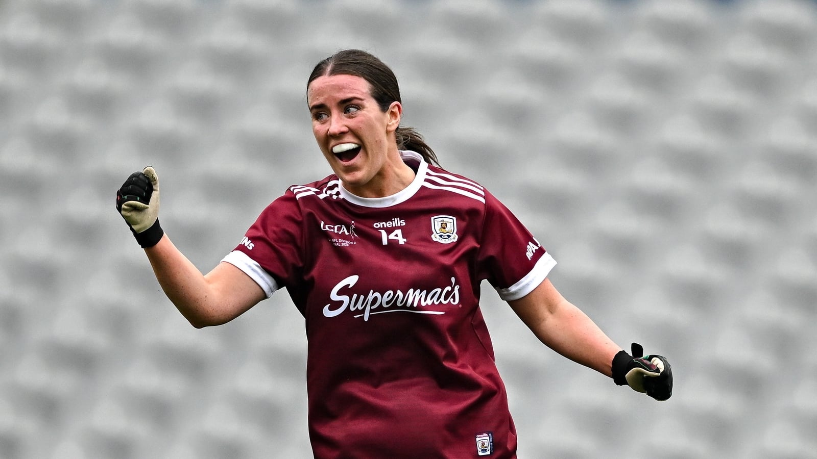 Second half blitz sees Galway storm past Meath