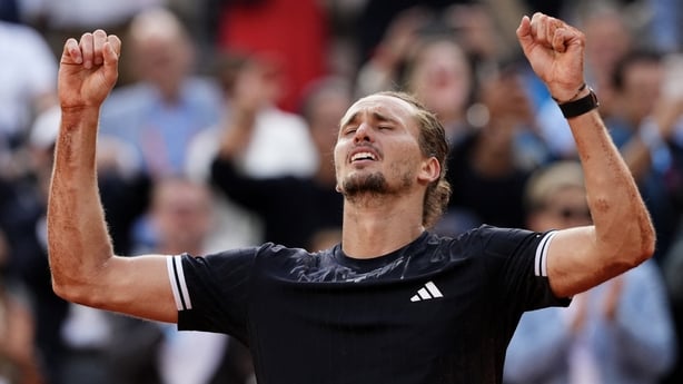 Germany's Alexander Zverev celebrates after winning the men's final singles match against Italy's Flavio Cobolli on day 15 of the French Open tennis tournament on Court Philippe-Chatrier at the Roland-Garros Complex in Paris on June 7, 2026. (Photo by Dimitar DILKOFF / AFP)