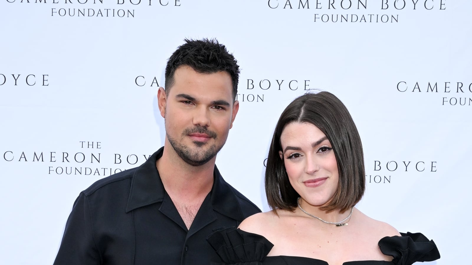 Twilight actor Taylor Lautner and wife share baby joy