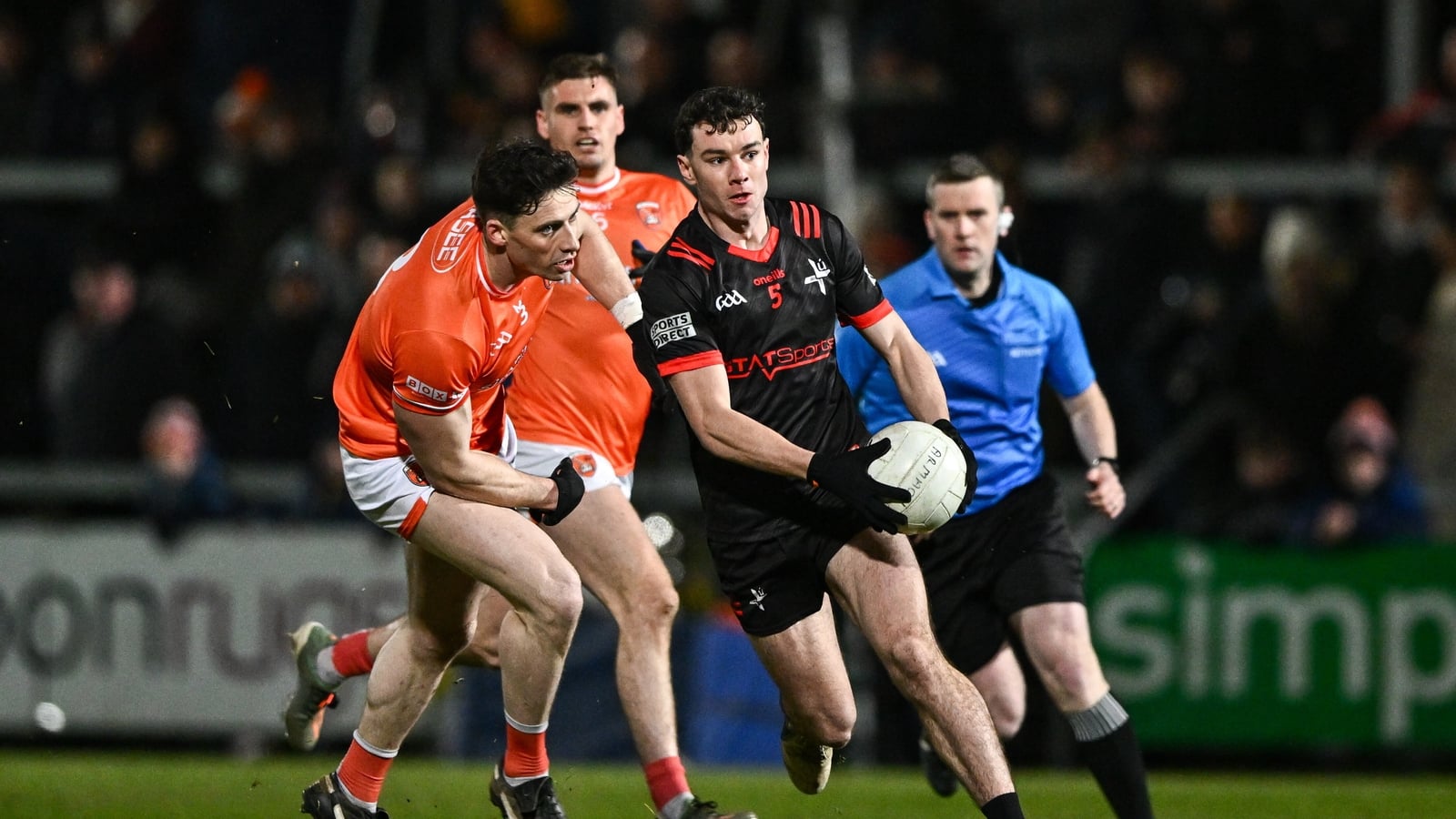 Cross-border pull spices up Louth-Armagh first instalment