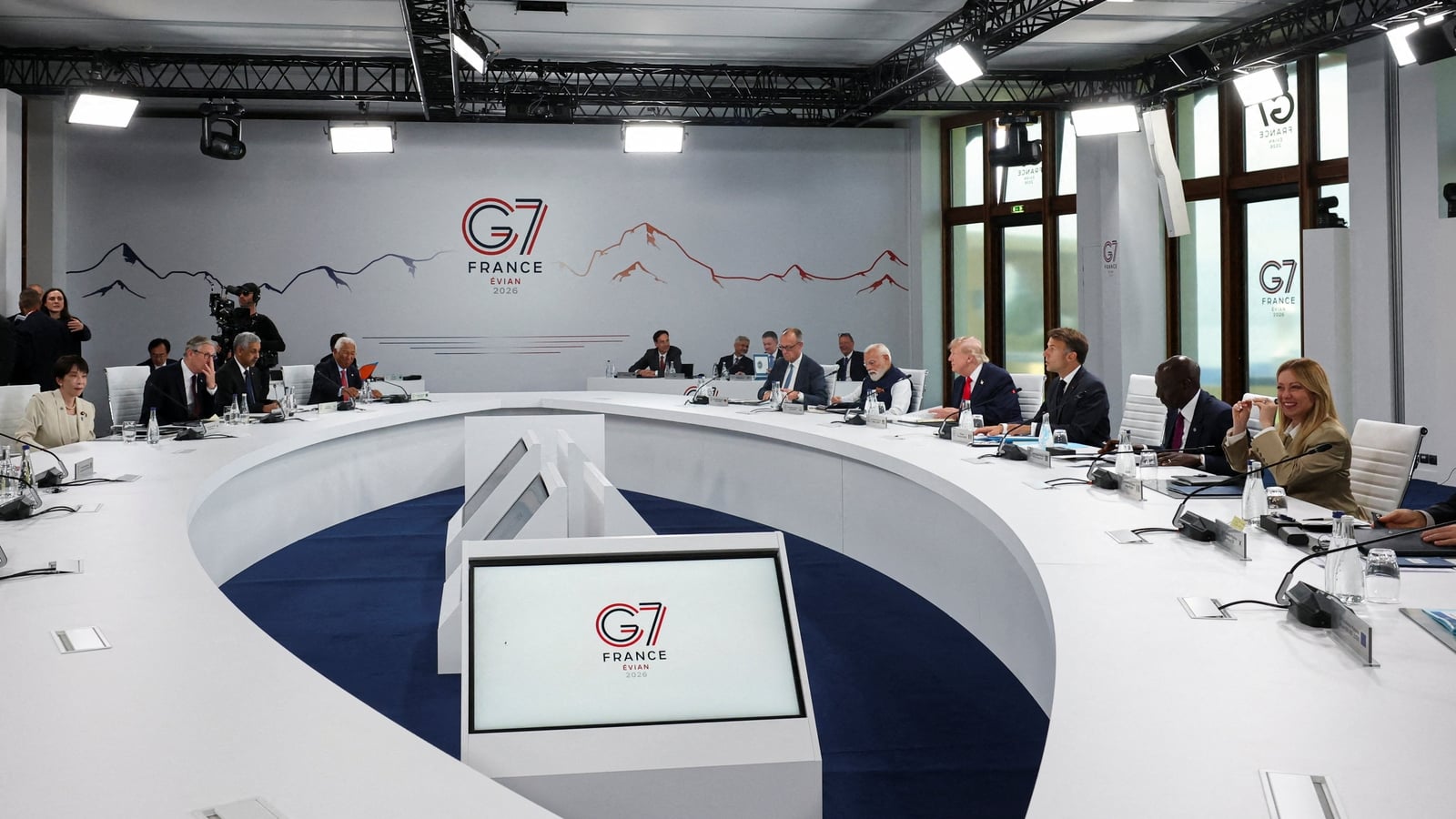 G7 leaders unite in support of Ukraine