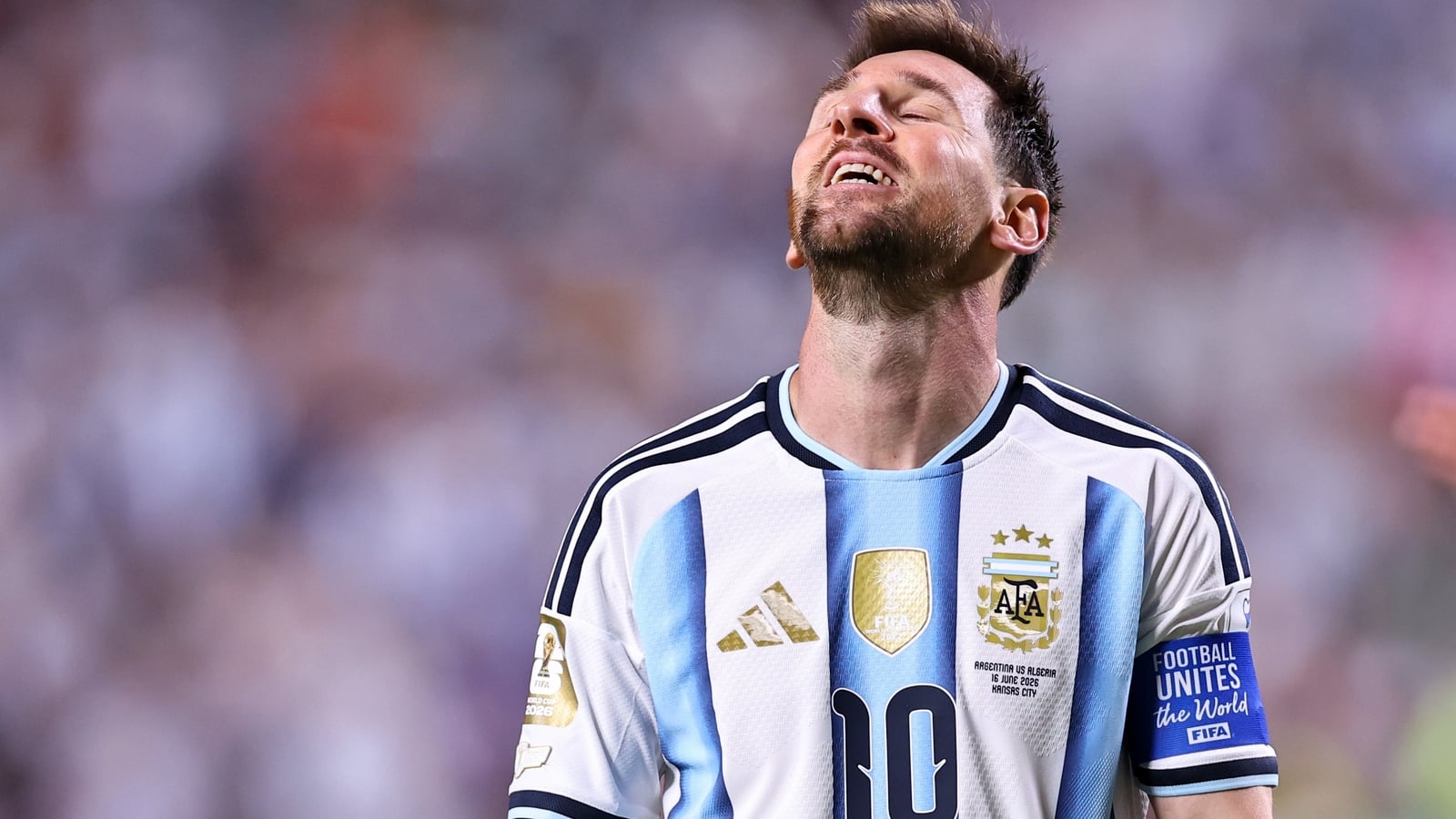 World Cup digest: Messi speaks of his 'difficult days'