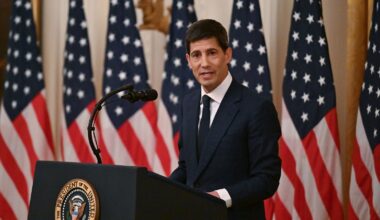 US Fed set to hold rates steady at Warsh's first meeting