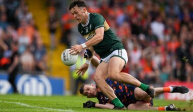 Clifford sparkles as goal-hungry Kerry demolish Armagh