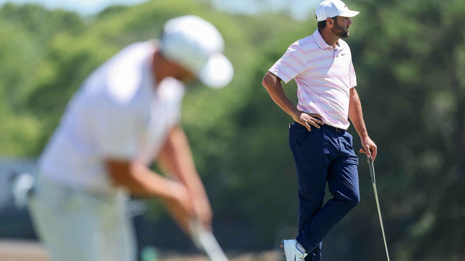 Live: US Open final round updates: Clark clings to lead