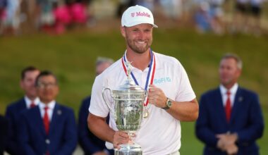 'Redemption' for Clark who hangs on to win second US Open