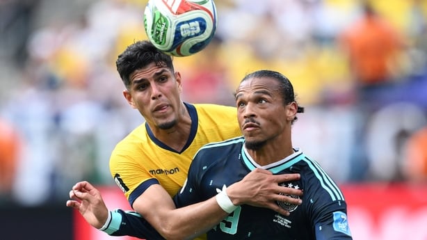 EAST RUTHERFORD, NEW JERSEY - JUNE 25: Piero Hincapie' of Ecuador competes for the ball with Leroy Sane' of Germany during the FIFA World Cup 2026 Group E match between Ecuador and Germany at New York New Jersey Stadium on June 25, 2026 in East Rutherford, New Jersey. (Photo by Image Photo Agency/Ge