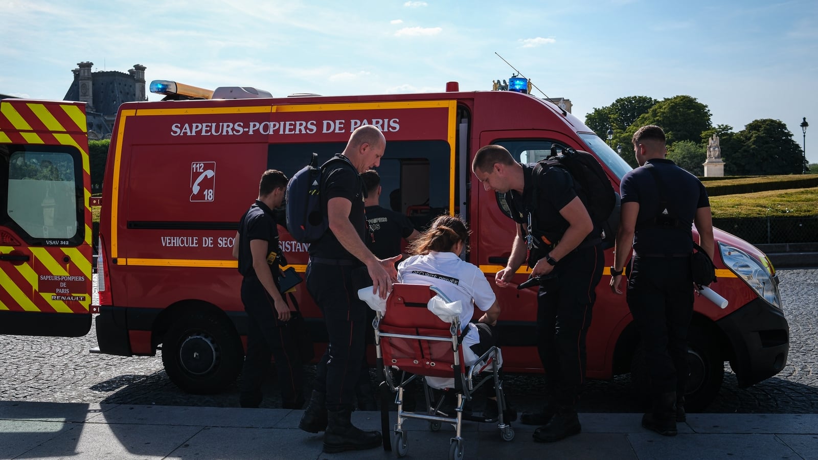 Hospitals overwhelmed as Europe heatwave shifts east