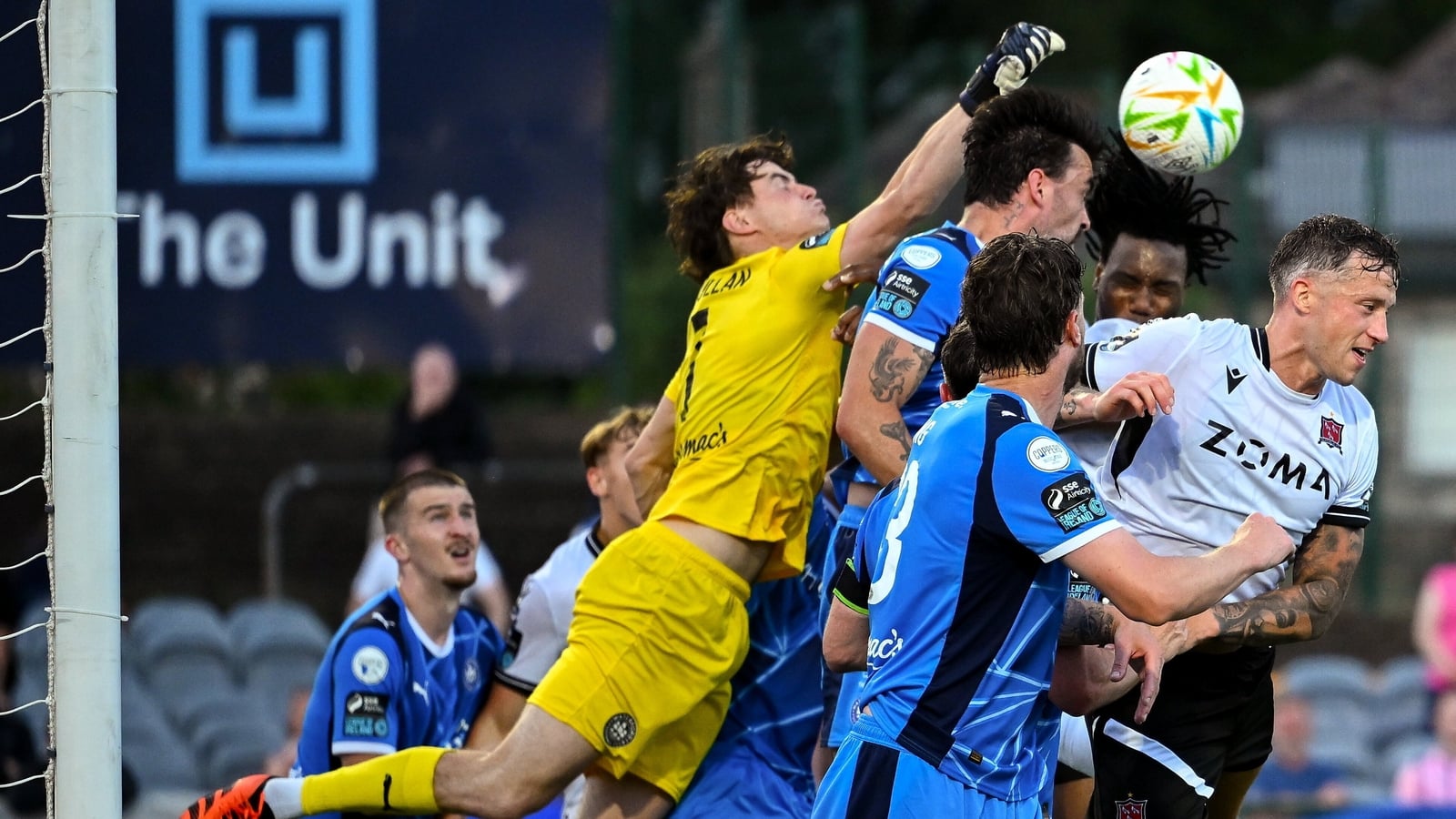 Waterford's stunning comeback halts Dundalk's momentum