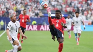 EAST RUTHERFORD, NEW JERSEY - JUNE 27: Marc Guehi #6 of England controls the ball under pressure from Cristian Martinez #6 of Panama during the FIFA World Cup 2026 Group L match between Panama and England at New York New Jersey Stadium on June 27, 2026 in