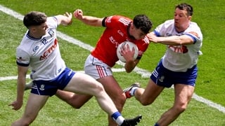 28 June 2026; Craig Lennon of Louth in action against Stephen O'Hanlon, left, and Ryan Wylie of Monaghan during the GAA Football All-Ireland Senior Championship quarter-final match between Louth and Monaghan at Croke Park in Dublin. Photo by Daire Brennan
