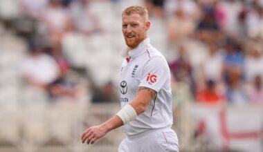 Stokes announces bombshell retirement from England
