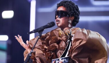 Lauryn Hill honoured with BET Living Legend Award