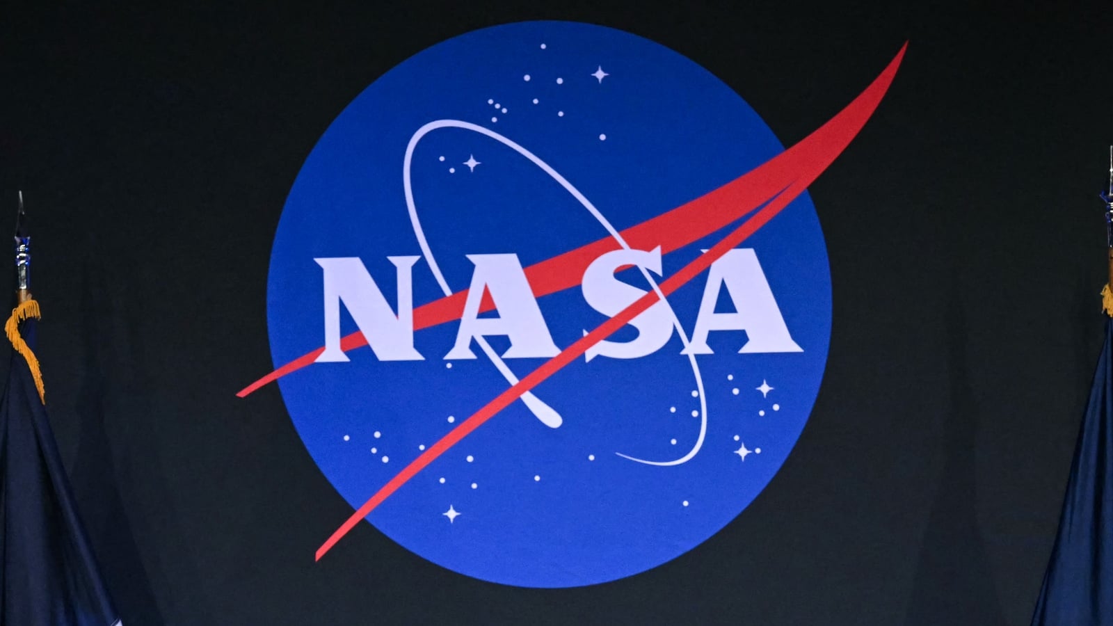NASA robot mission aiming to rescue space telescope