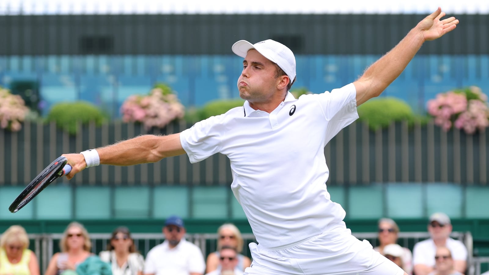 Fery accused of dishonesty in fiery Wimbledon clash