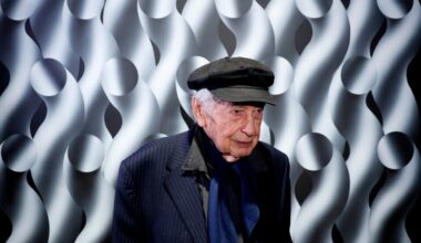 Julio Le Park, Kinetic Sculpture and Op-Art Master, Dies at 97
