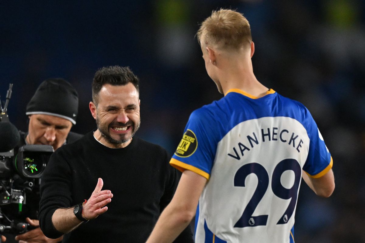 Tottenham Hotspur head coach Roberto De Zerbi would like to be reunited with his Brighton centre-back Jan Paul van Hecke