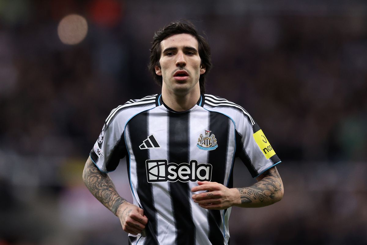 Sandro Tonali during the UEFA Champions League 2025/26 Round of 16 First Leg match between Newcastle United FC and FC Barcelona at St James' Park.
