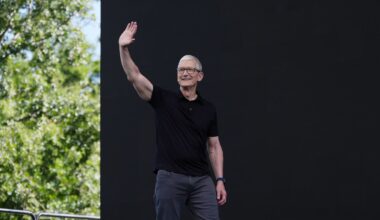 CNBC Daily Open: Tim Cook's last WWDC, tech IPOs and Middle East tensions