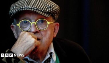 Artist David Hockney dies aged 88