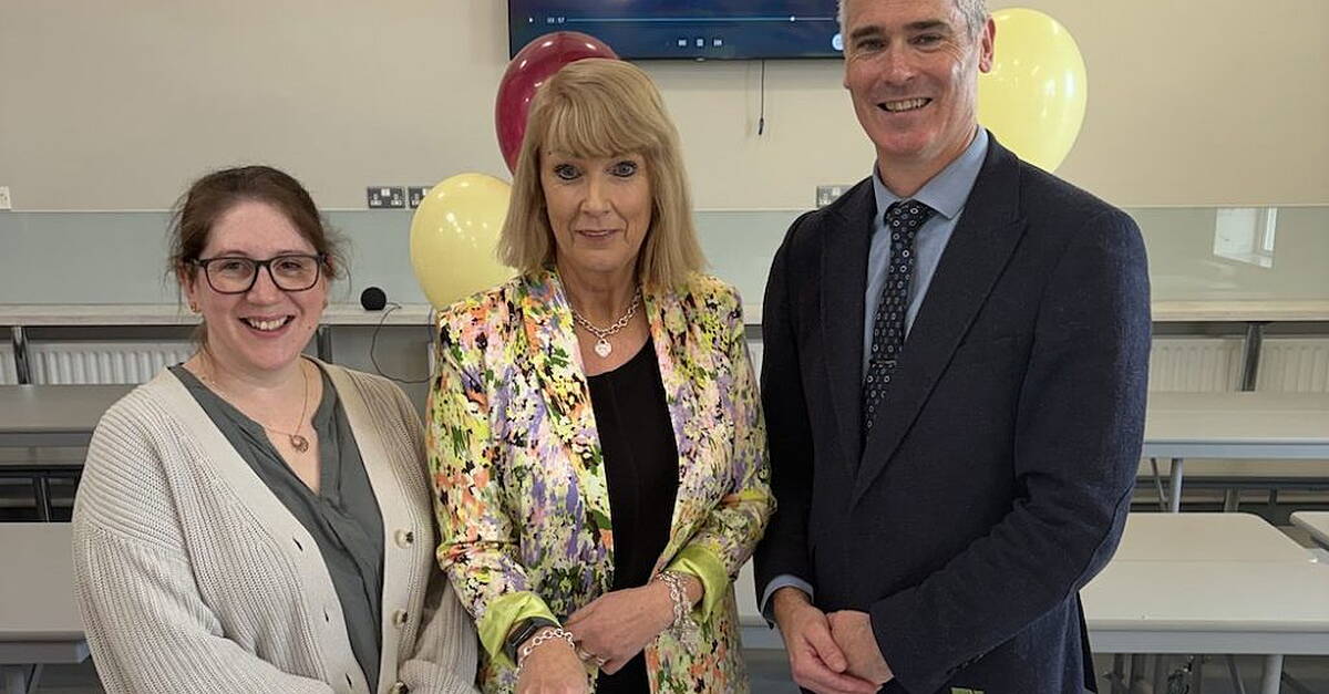 Tears and cheers as the two Margarets retire