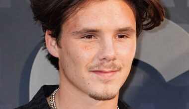 Victoria Beckham reacts to son Cruz visiting site Spice Girls recorded first hit