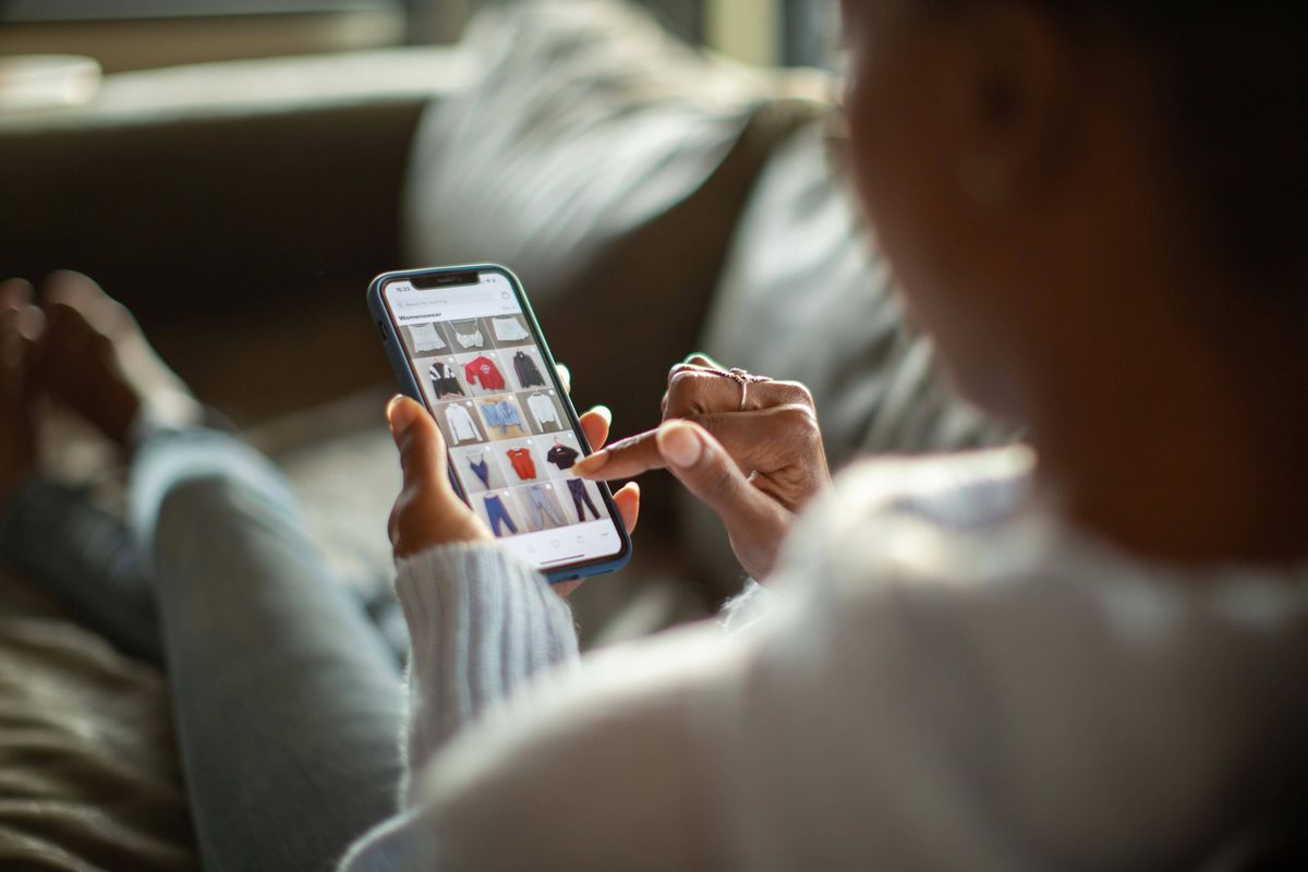 85% of Irish consumers partake in online shopping