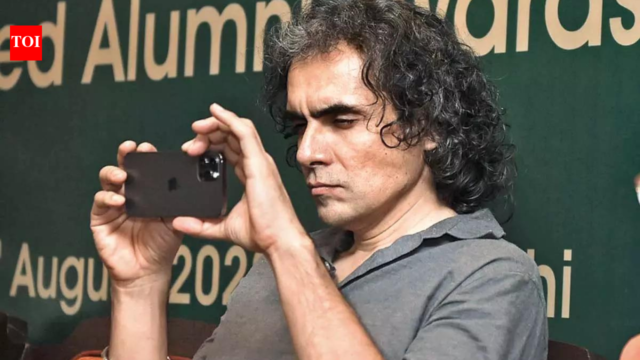 Jab Harry Met Sejal: Imtiaz Ali recalls pain after 'Jab Harry Met Sejal' failed at the box office: 'I should have dealt with it in a different way' | Hindi Movie News