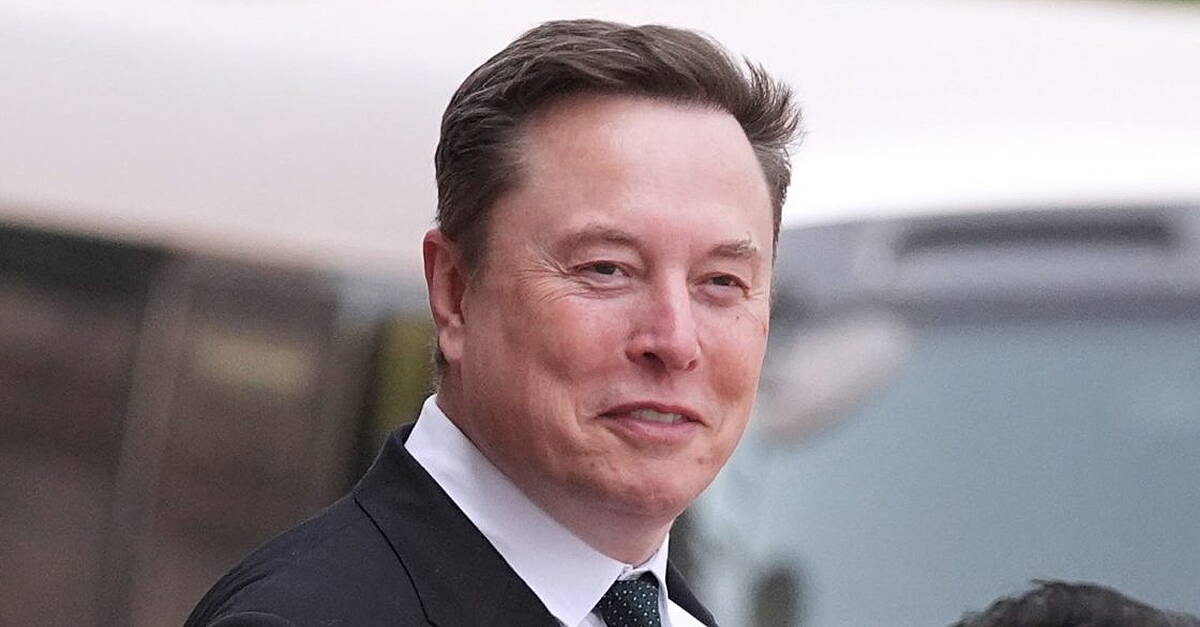 Musk could become trillionaire when SpaceX goes public