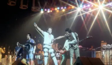 ‘It’s a Sex Call!’: Earth, Wind and Fire Singer Shares the Real Story Behind a Wedding Classic