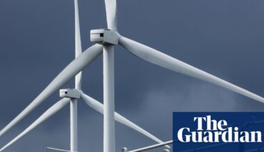 More than half of clean energy schemes needed for Labour’s 2030 target offered grid connection | Renewable energy
