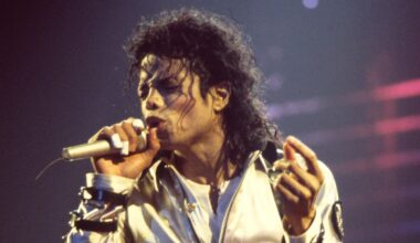 Michael Jackson Ties His Own Longest Run At No. 1