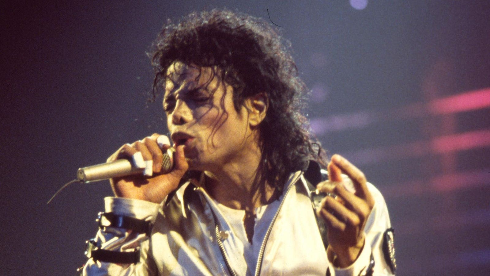 Michael Jackson Ties His Own Longest Run At No. 1