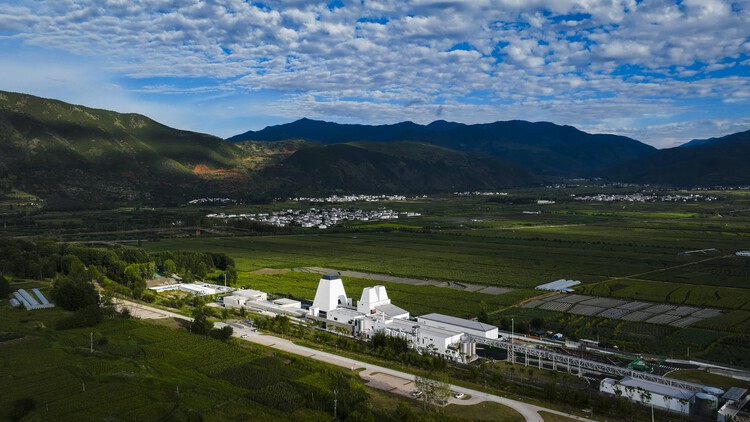 YunTuo Distillery / OLI Architecture - Image 2 of 30