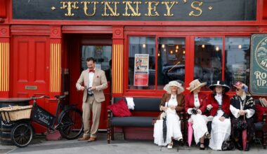 Bloomsday: Ringsend reclaims its Joycean heritage but, alas, no ‘superior tawny sherry’ – The Irish Times
