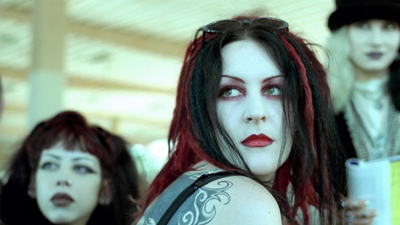 Deftones - Back To School (Mini Maggit) [Official Music Video] - YouTube